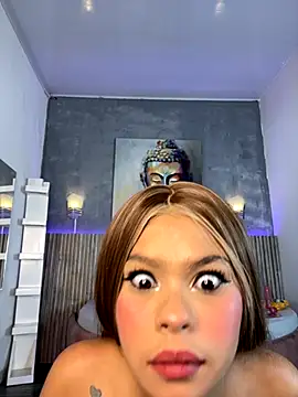 Saracooper   online show from 10.26.25