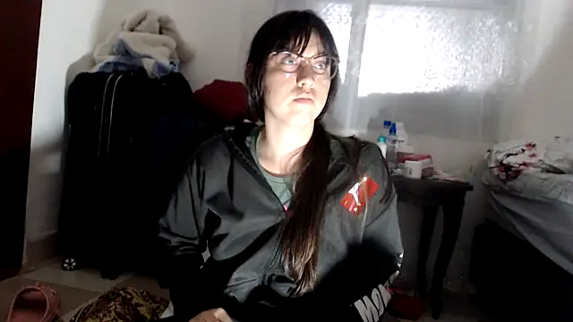 lareinalareinadelanal online show from 09.23.25