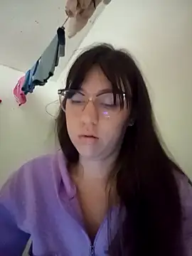 lareinalareinadelanal online show from 10.29.25