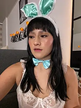 lenkaa online show from 10.18.25