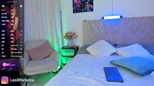 Snapshot of jhosepMoreno chatting on 10.15.25 jhosepMoreno online show from 10.15.25