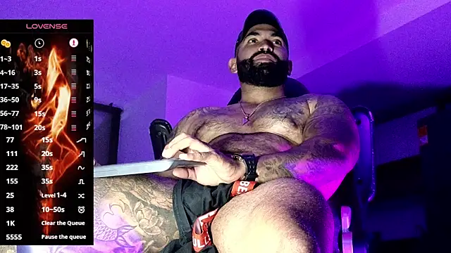 Snapshot of Max-prada chatting on 03.02.26 Max-prada online show from 03.02.26