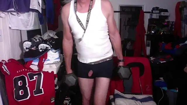 Snapshot of DILFJockDad87 chatting on 12.18.25 DILFJockDad87 online show from 12.18.25