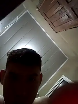 Henriquepauzao10 online show from 10.12.25