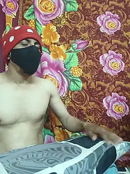 Seducing couple online show from 02.18.26