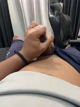 Kartikkartik8595 online show from 04.15.26