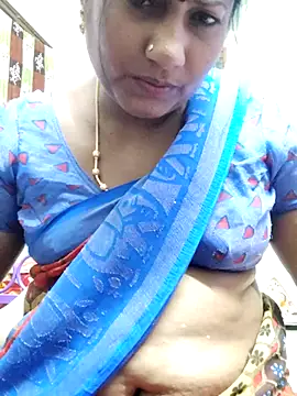 Snapshot of papukurty chatting on 04.17.26 papukurty online show from 04.17.26