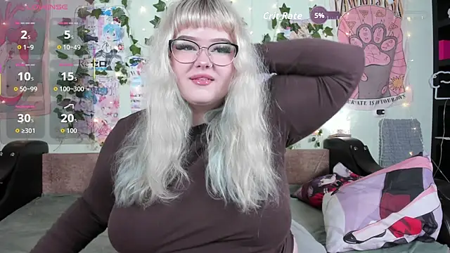  CandyM1lky  online show from 04.06.26