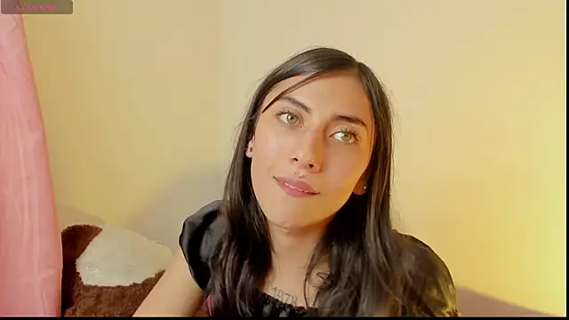 Alanaloiiss  online show from 02.21.26