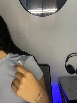 jadee8 online show from 04.15.26