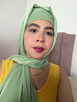 Snapshot of cala_borhan chatting on 04.19.26 cala borhan online show from 04.19.26