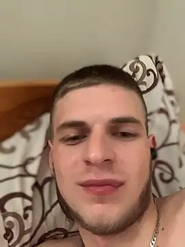 Snapshot of macho1347 chatting on 10.25.25 macho1347 online show from 10.25.25