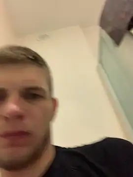 Snapshot of macho1347 chatting on 11.29.25 macho1347 online show from 11.29.25