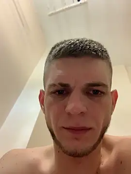 Snapshot of macho1347 chatting on 02.15.26 macho1347 online show from 02.15.26