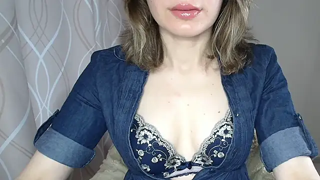 miss  Sophie online show from 07.10.26