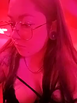 Dulcedeanis online show from 10.15.25