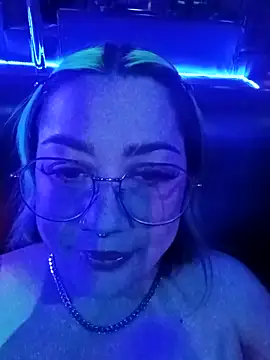 Dulcedeanis online show from 10.28.25