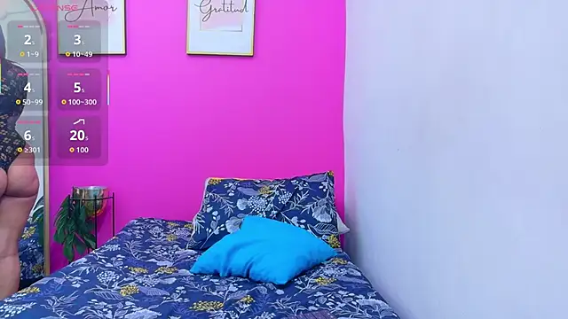 Snapshot of daddyysObsessed chatting on 10.02.25 daddyysObsessed online show from 10.02.25