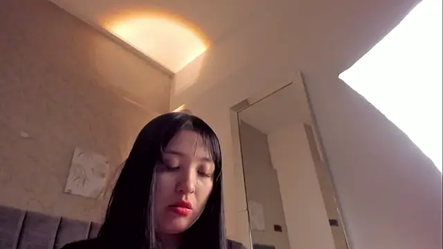 Snapshot of Lunaa_bellaa chatting on 11.25.25 Lunaa bellaa online show from 11.25.25