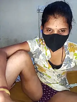 Snapshot of ranisanthutelugu chatting on 09.18.25 ranisanthutelugu online show from 09.18.25