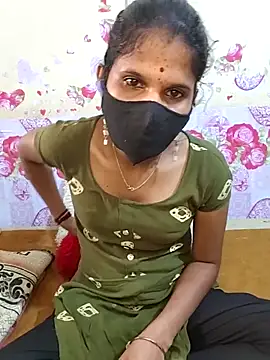 Snapshot of ranisanthutelugu chatting on 11.15.25 ranisanthutelugu online show from 11.15.25