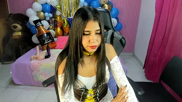 Mindy 19 online show from 09.28.25