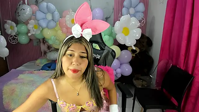 Mindy 19 online show from 03.31.26