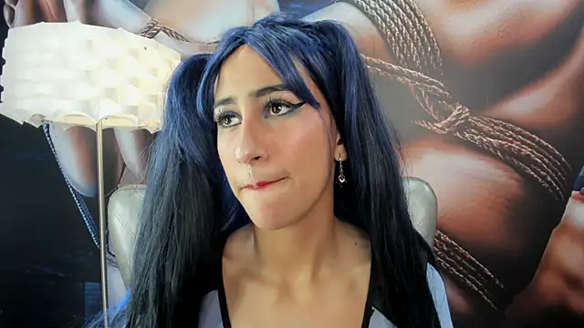 miss   taylor online show from 11.12.25