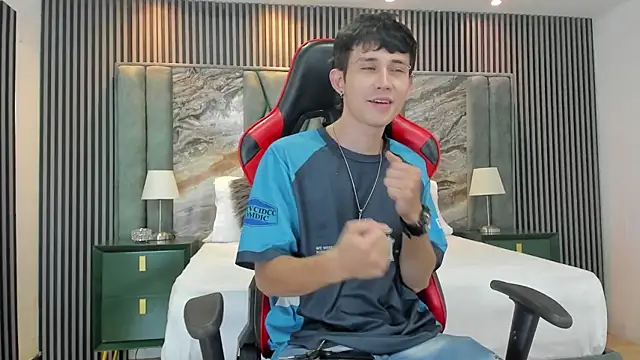 Michael blue online show from 10.03.25