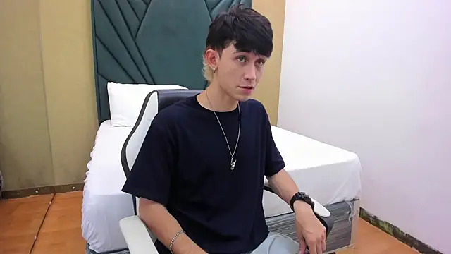 Michael blue online show from 10.25.25