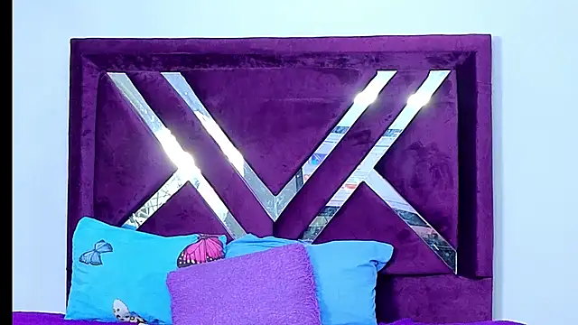 cuteeimy online show from 11.19.25