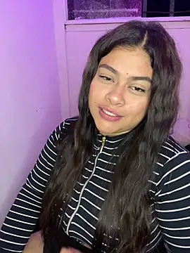 Snapshot of NattashaMore_0719 chatting on 09.13.25 NattashaMore 0719 online show from 09.13.25