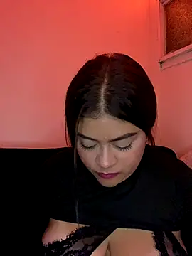 Snapshot of NattashaMore_0719 chatting on 11.16.25 NattashaMore 0719 online show from 11.16.25