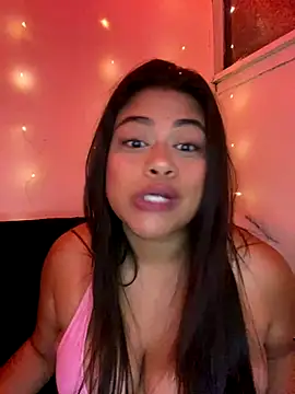 Snapshot of NattashaMore_0719 chatting on 12.02.25 NattashaMore 0719 online show from 12.02.25