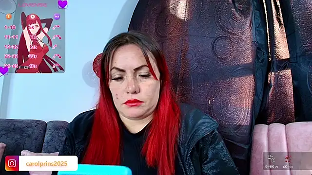 Snapshot of carolinhe_ chatting on 09.16.25 carolinhe online show from 09.16.25