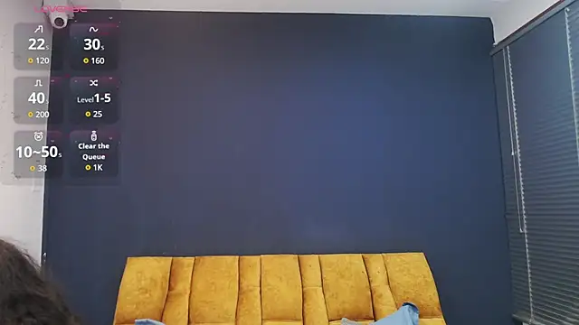 KendraaSimons online show from 05.12.26