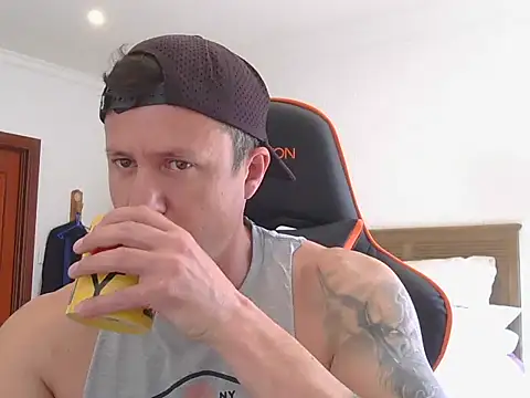 TroyDieselXXX online show from 09.21.25