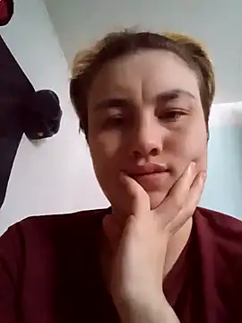 Snapshot of MoonIrene chatting on 10.29.25 MoonIrene online show from 10.29.25