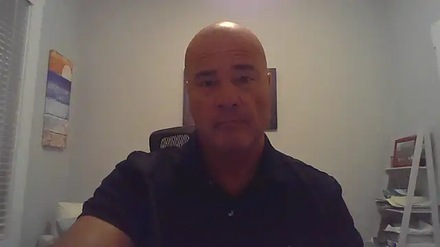 Snapshot of cyclone1212 chatting on 05.11.26 cyclone1212 online show from 05.11.26