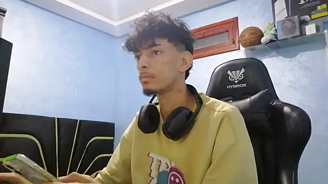 Dark DesireX online show from 10.30.25