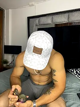 MR MUSCLE online show from 10.08.25