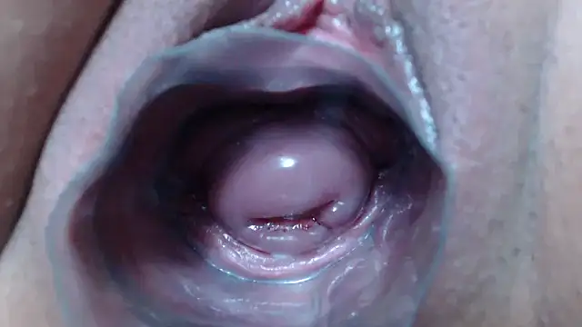 Snapshot of Princess_pussy01 chatting on 09.27.25 Princess pussy01 online show from 09.27.25