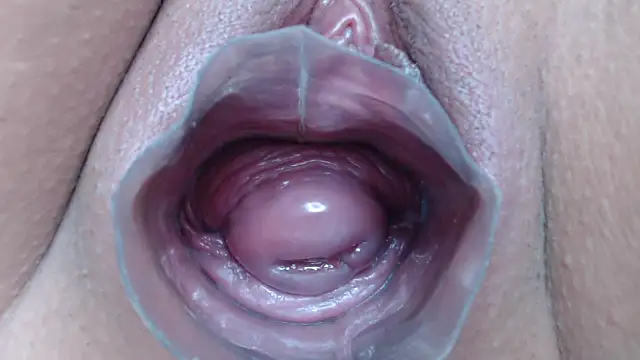 Snapshot of Princess_pussy01 chatting on 11.08.25 Princess pussy01 online show from 11.08.25