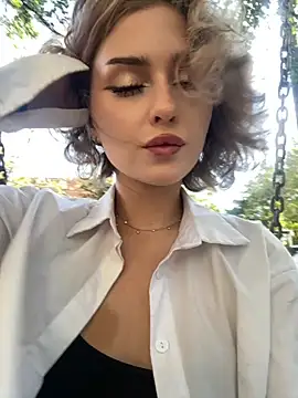 KellyKeler online show from 09.14.25