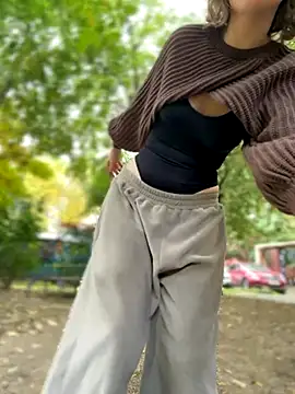 KellyKeler online show from 10.12.25