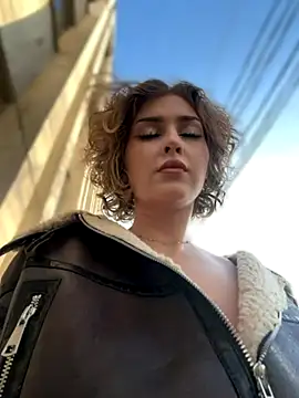 KellyKeler online show from 11.28.25