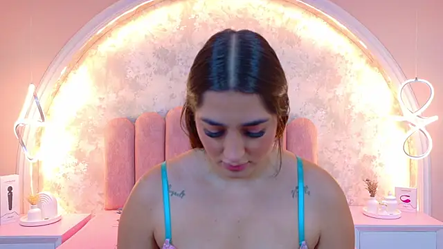 JasmineRhodes online show from 01.15.26