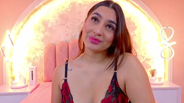 JasmineRhodes online show from 02.05.26