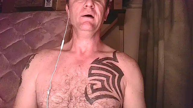 Snapshot of Yournaughty chatting on 03.10.26 Yournaughty online show from 03.10.26