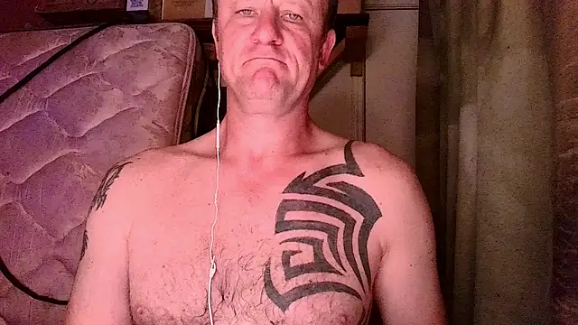 Snapshot of Yournaughty chatting on 04.01.26 Yournaughty online show from 04.01.26